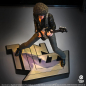 Preview: Phil Lynott Statue 1:9 Rock Iconz, Thin Lizzy, 20 cm