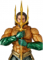 Preview: Aquaman (Gold & Green Suit) Actionfigur MAFEX, Aquaman: Lost Kingdom, 16 cm