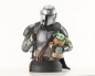 Preview: The Mandalorian with Grogu Büste 1:6 Exclusive, Star Wars: The Mandalorian, 15 cm