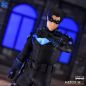 Preview: Nightwing Actionfigur 1:12 Mezco, DC Comics, 17 cm