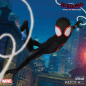 Preview: Miles Morales Actionfigur 1:12 Mezco, Spider-Man: Across the Spider-Verse, 17 cm