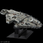 Preview: Millennium Falcon 1/72