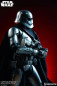 Preview: Captain Phasma Premium Format