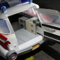 Preview: Ecto-1 Fahrzeug Plasma Series 1:18, Ghostbusters (1984)