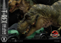 Preview: T-Rex Cliff Attack Statue 1:15 Legacy Museum Collection, Vergessene Welt: Jurassic Park, 53 cm