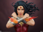 Preview: Wonder Woman: Saving the Day Statue Premium Format, DC Comics, 50 cm