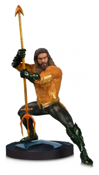 Aquaman Statue