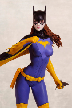 Batgirl Fantasy Figure