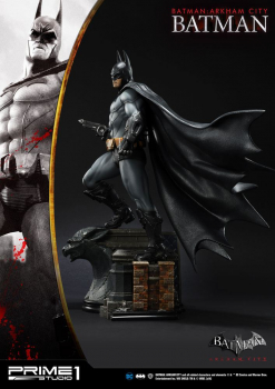 Batman Statue