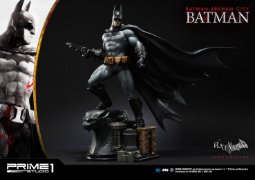 Batman Statue