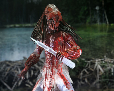 Ultimate Feral Predator (Bear Blood) Action Figure, Prey, 20 cm