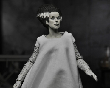 Ultimate Bride of Frankenstein (Black & White) Actionfigur Universal Monsters, Frankensteins Braut, 18 cm