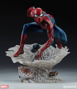 Mark Brooks Spider-Man Statue