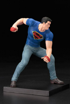 Clark Kent ArtFX+