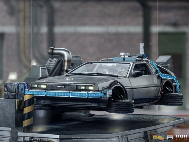 DeLorean Statue 1:10 Art Scale, Zurück in die Zukunft II, 58 cm