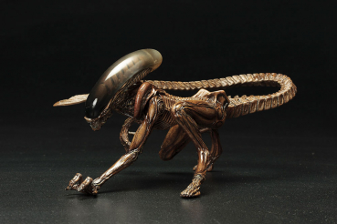 Dog Alien ArtFX+