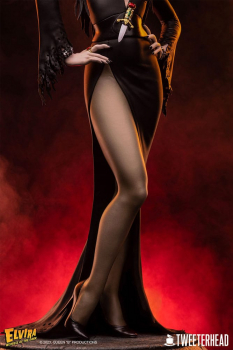 Elvira Statue 1:4, Elvira - Herrscherin der Dunkelheit, 48 cm