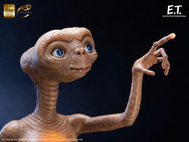 E.T. the Extra-Terrestrial 1/3 Statue, 59 cm