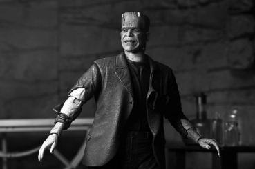 Ultimate Frankensteins Monster (Black & White) Actionfigur Universal Monsters, Frankensteins Braut, 20 cm