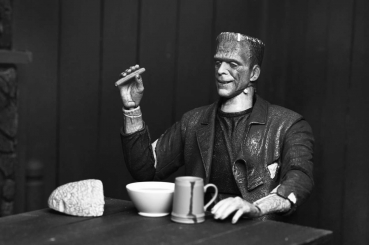 Ultimate Frankensteins Monster (Black & White) Actionfigur Universal Monsters, Frankensteins Braut, 20 cm