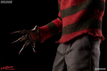 Freddy Krueger Sideshow