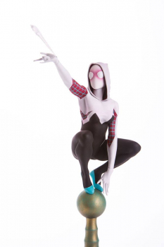 Spider-Gwen Statue