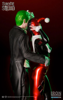 Harley & Joker Statue