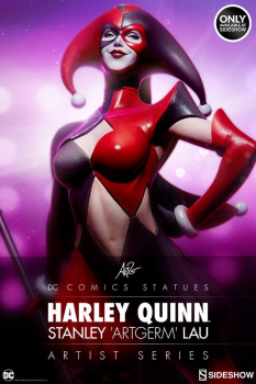 Harley Quinn Statue