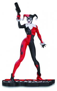 Harley Quinn Statue