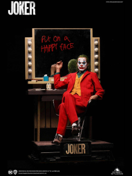 Joker Statue