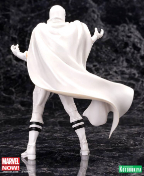 White Magneto 1/10