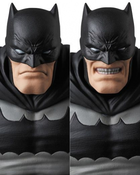 MAFEX Batman