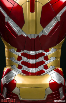 Iron Man Mark 42 Life-Size