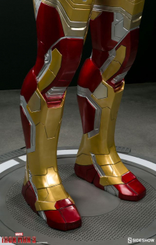 Iron Man Mark 42 Life-Size