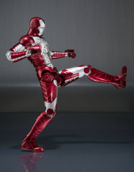 SHF Iron Man Mark V