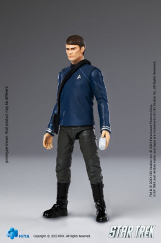 Dr. McCoy Action Figure 1/18 Exquisite Mini, Star Trek (2009), 10 cm