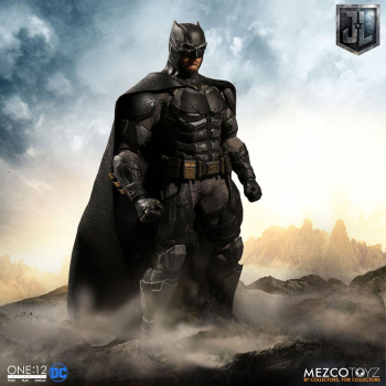 Tactical Suit Batman One:12