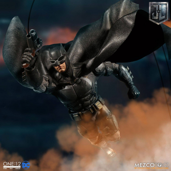 Tactical Suit Batman One:12