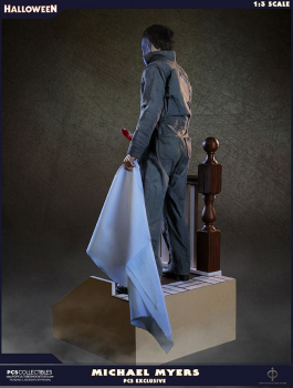 Michael Myers Statue