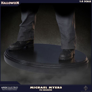 Michael Myers Statue