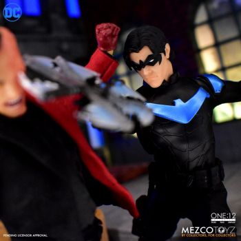 Nightwing Actionfigur 1:12 Mezco, DC Comics, 17 cm