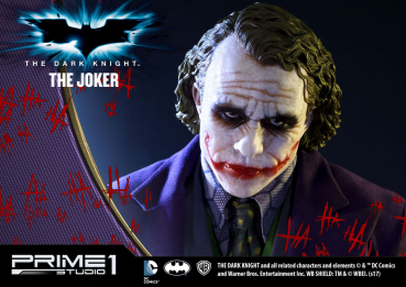 The Joker Statue 1/2