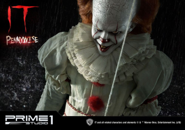 Pennywise Statue