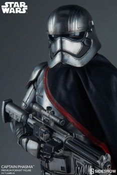 Captain Phasma Premium Format