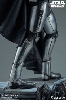 Captain Phasma Premium Format