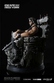 Snake Plissken Statue