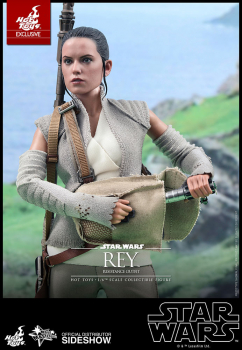 Rey Celebration Exclusive