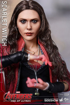 Scarlet Witch Hot Toys