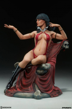 Vampirella Sideshow