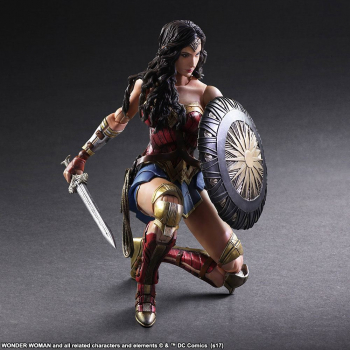 Wonder Woman Play Arts Kai